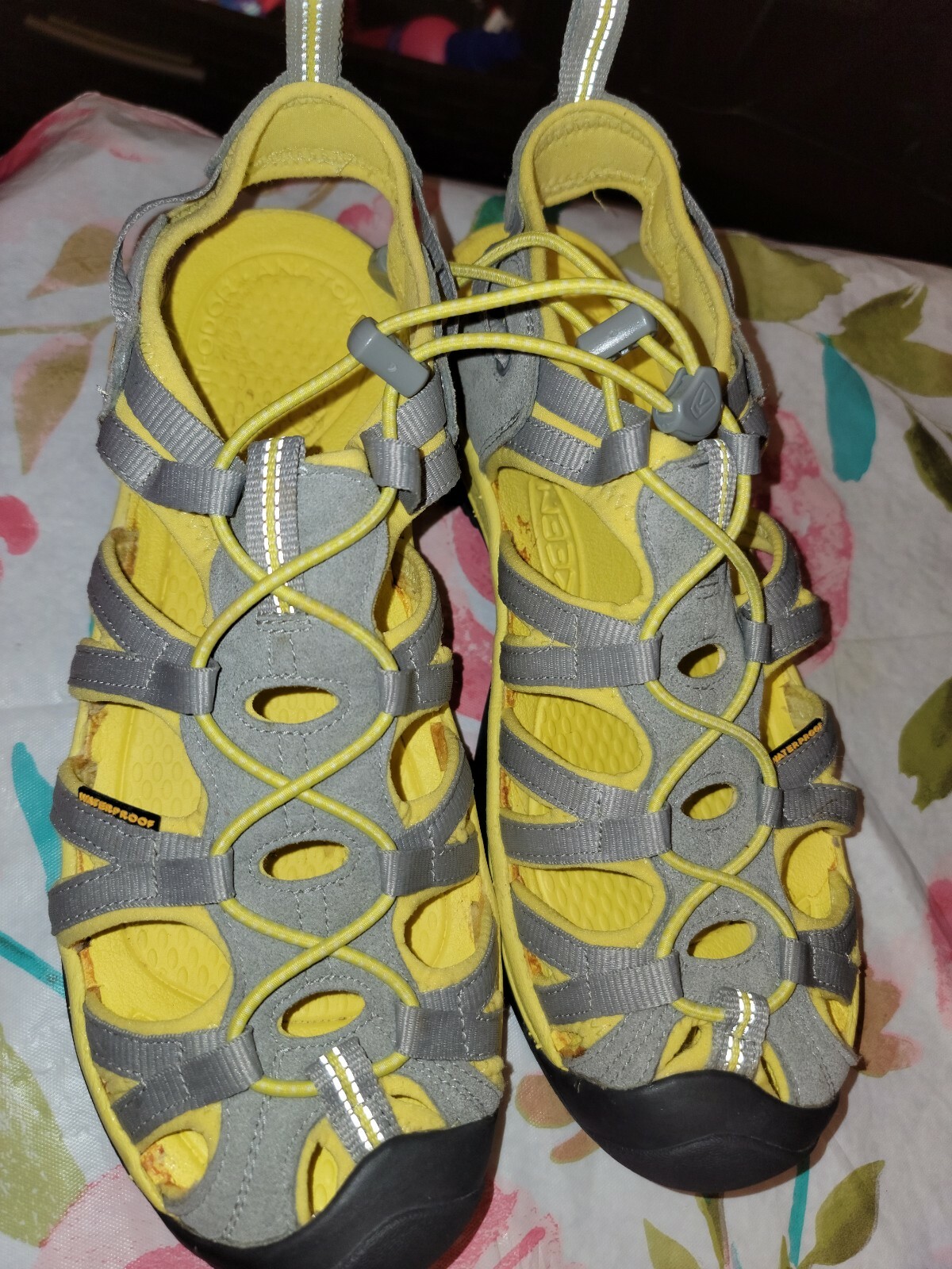 DONNA SANDALI IMPERMEABILI KEEN SCARPE DA TREKKING TAGLIA 11 US GIALLO E GRIGIO UOMO 9 5 EU