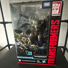 Takara Tomy Transformers Studio Series 09 Thundercracker Transforming Jet 8