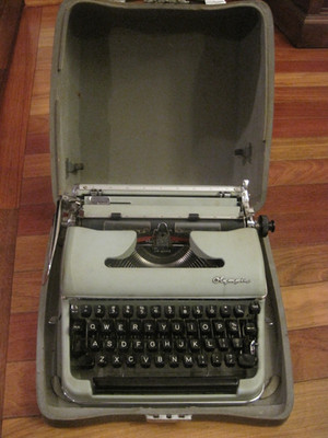 Vintage 1950's Olympia Typewriter SM3 Green Portable Case Seafoam Fully Tested