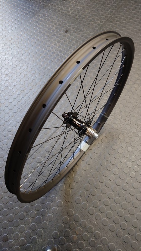 Crank Brothers Synthesis Carbon ebike Rim 27.5 / Hope pro 5 hub Rear Wheel emtb