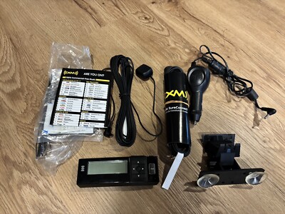 Sirrius XM R101 Sportscaster XM Satellite Radio Portable Receiver
