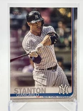 2019 Topps Giancarlo Stanton Baseball Card #568 Mint FREE SHIPPING