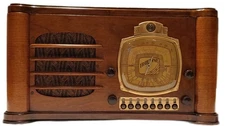 1938 Truetone D727 Wooden Case Tabletop Radio with Bluetooth - Restored, Works