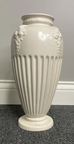 Roseville Ivory II Savona Flower Vase 1932 Ceramic 222-12