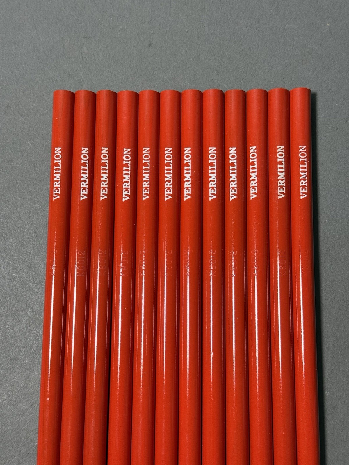 12 Japanese Vintage VERMILLION Pencil Tombow 8900V NOS JIS