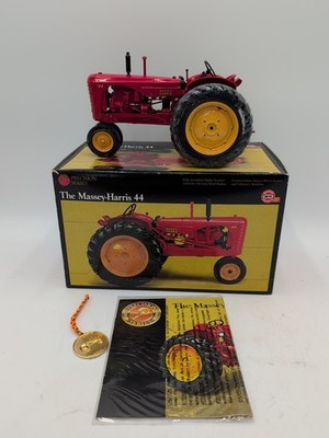 1/16 Ertl  Precision Series 9 The Massey Harris 44 Narrow Front Tractor 