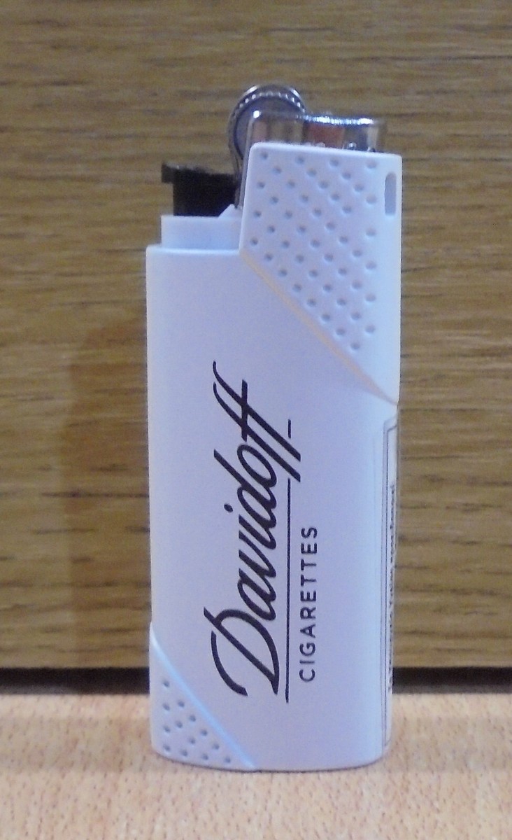 how much does smoking cigarettes increase risk of cancer How does smoking cause cancer?