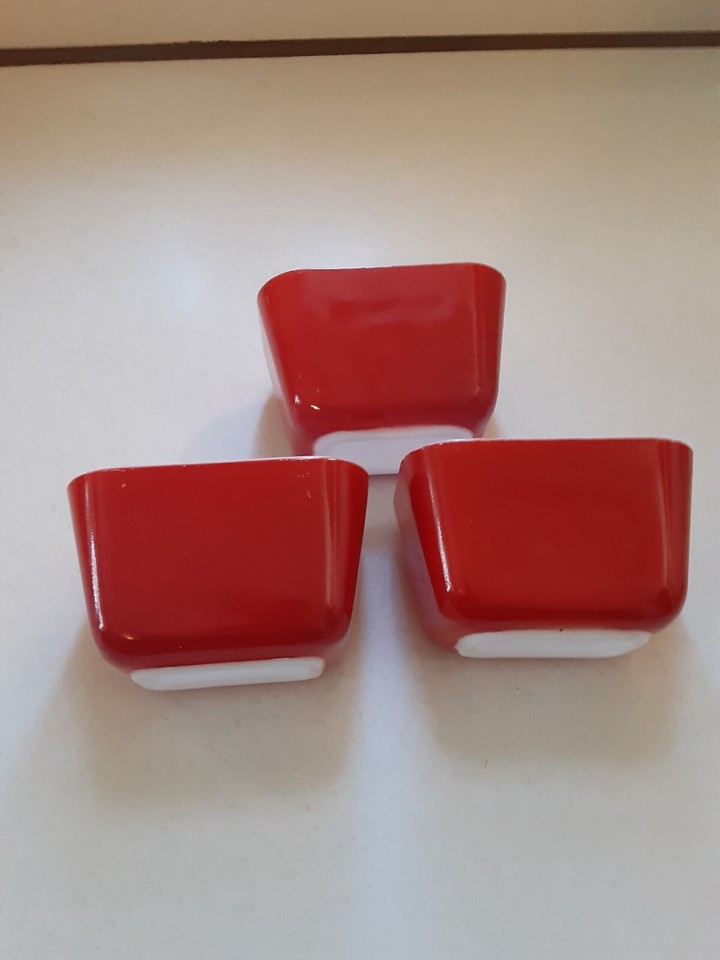 Three Vintage Mini Pyrex Red Refrigerator Dishes w/Lids | eBay