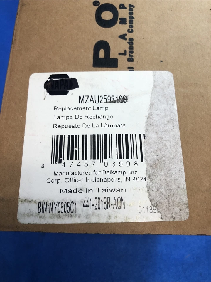 Faro antiniebla de repuesto lado pasajero Audi A4 Quattro 02-04 DEPO 441-2018R-AQN Foto 3 de 4