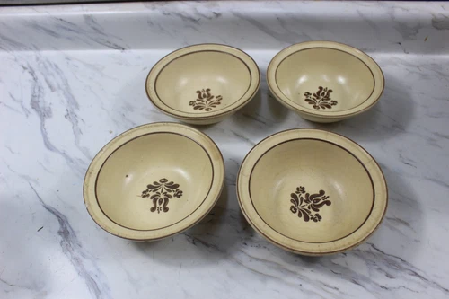 Vintage PFALTZGRAFF VILLAGE 6 1/8”  Soup Cereal Bowls  Set Of 4