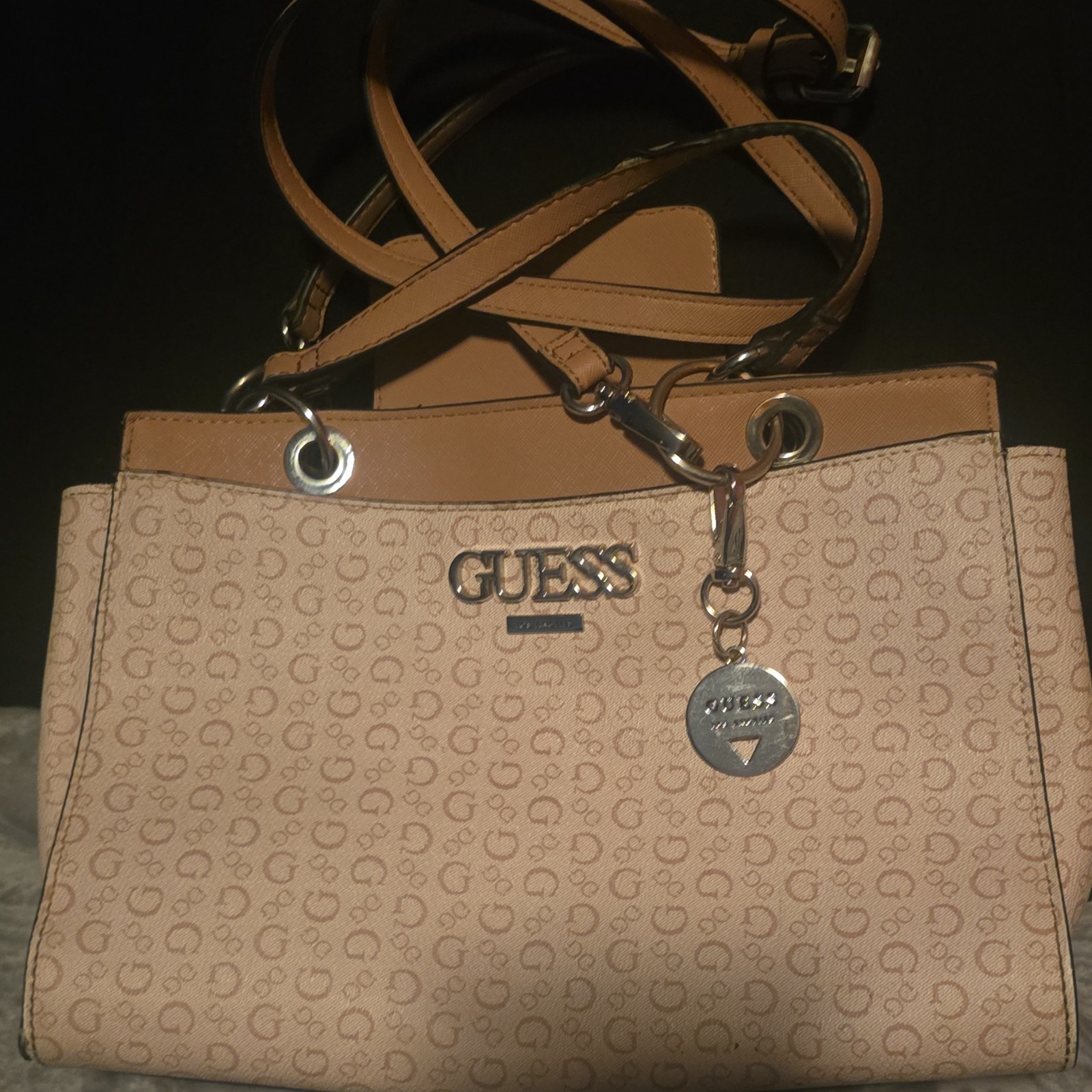 GUESS Beige Tan Logo Shoulder Bag Bag Charm Magnetic Snap Silver Hardware Women