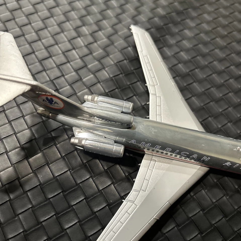 1/200 AMERICAN AIRLINES BOEING 727-100 1960'S ASTROJET COLORS N1969 HERPA - Image 4 of 4