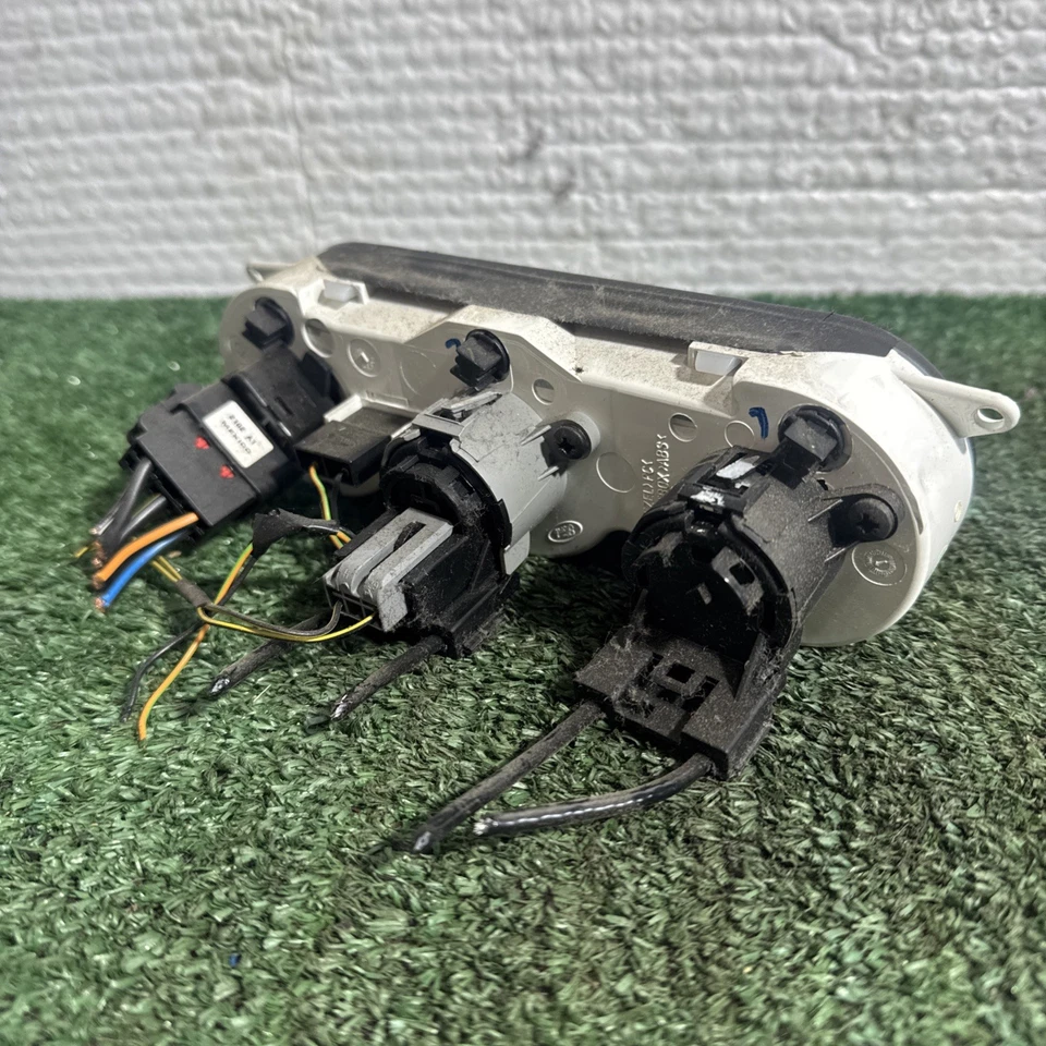 ПАНЕЛЬ УПРАВЛЕНИЯ ПЕРЕКЛЮЧАТЕЛЕМ НАГРЕВАТЕЛЯ FORD TRANS CONNECT MK1 2009 - 2013 9T16-18C419-AA - Изображение 3 из 4