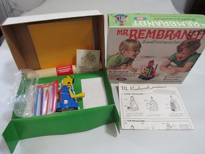 Vintage 1970 Ideal Mr Rembrandt Artist The Robot Drawing Machine 4089-9 Complete
