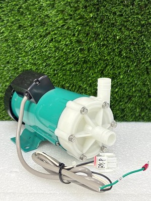 PRE OWNED | Iwaki MD-40R-NL02 Magnet Pump Only - Blue
