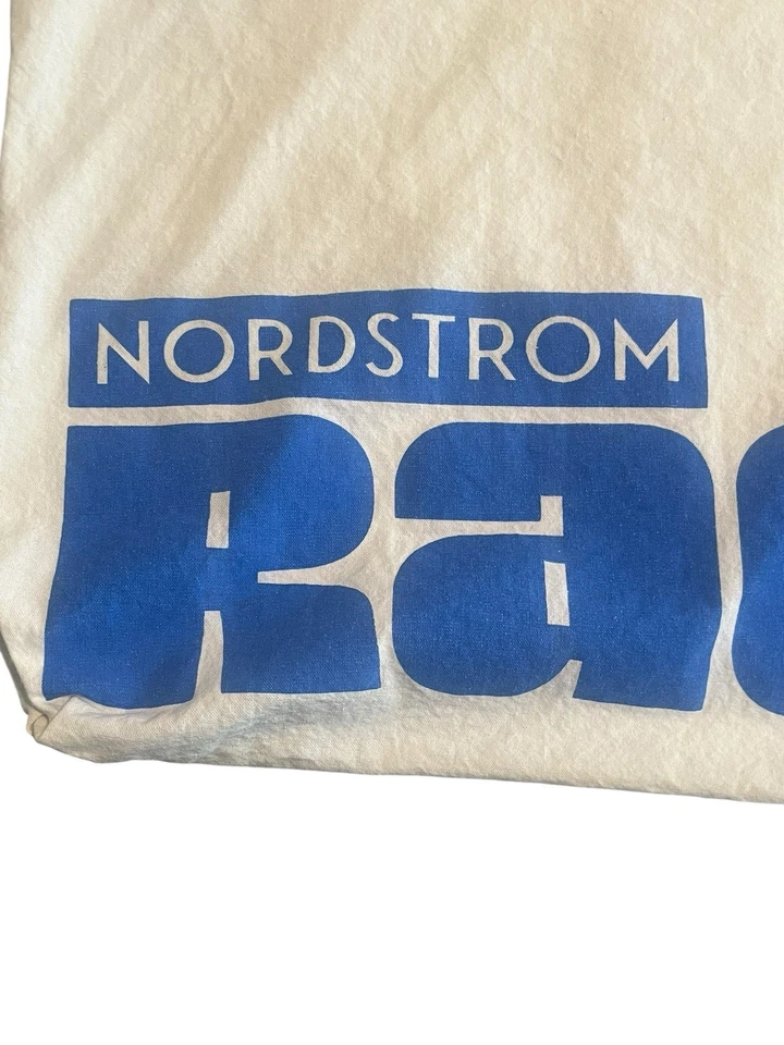 Bolso de Mano Nordstrom Rack Cinch de Lona 18.5 in x 17.5 in Blanco Azul Tronco Cuerda Negra Foto 2 de 4