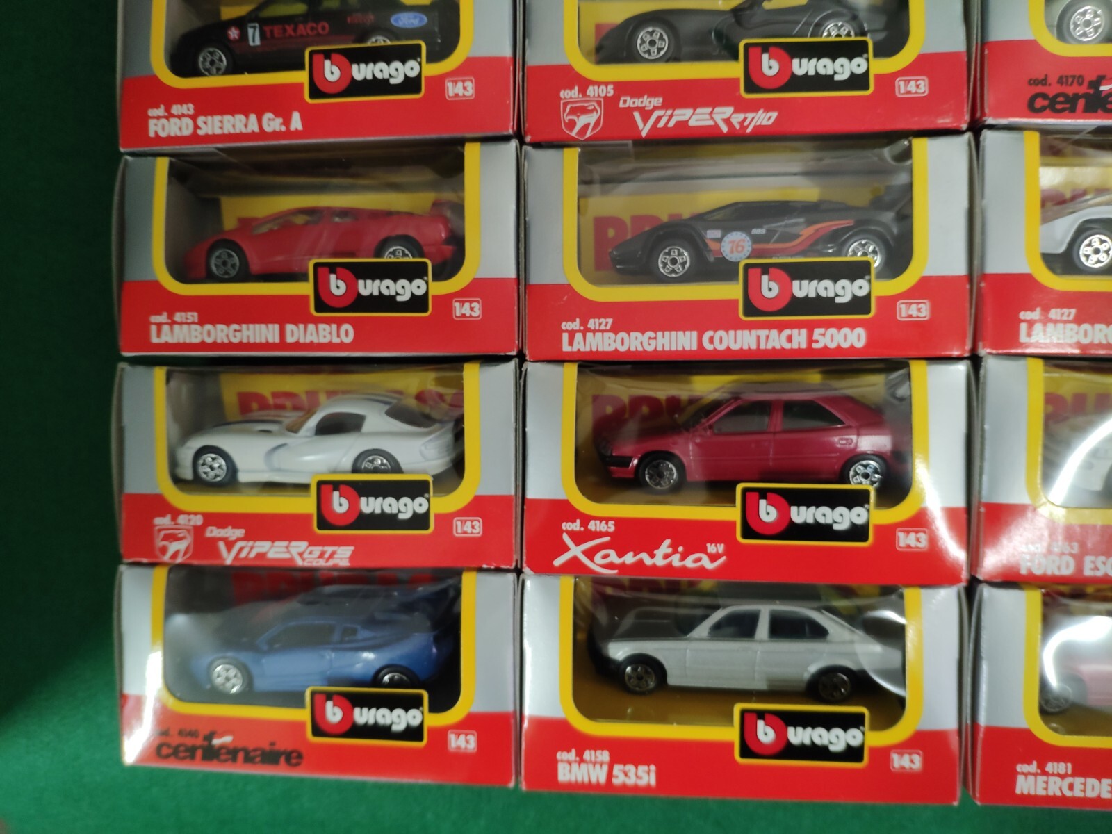 Foto 10 di 23