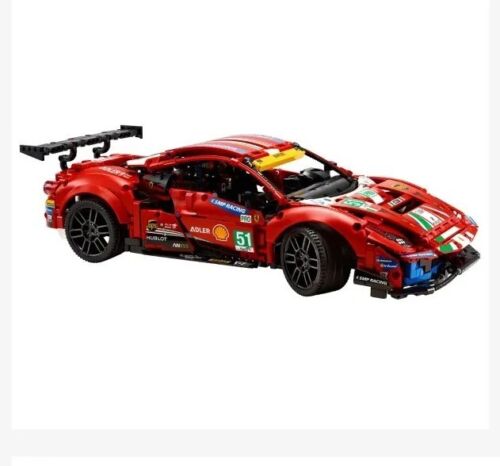 LEGO TECHNIC: Ferrari 488 GTE “AF Corse #51” set 42125 BRAND NEW - Picture 3 of 9
