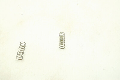 LIONEL 3362 Helium / Log Dump Car Dump SPRINGS 3362-22 (pair), NOS, EXC ORIGINAL