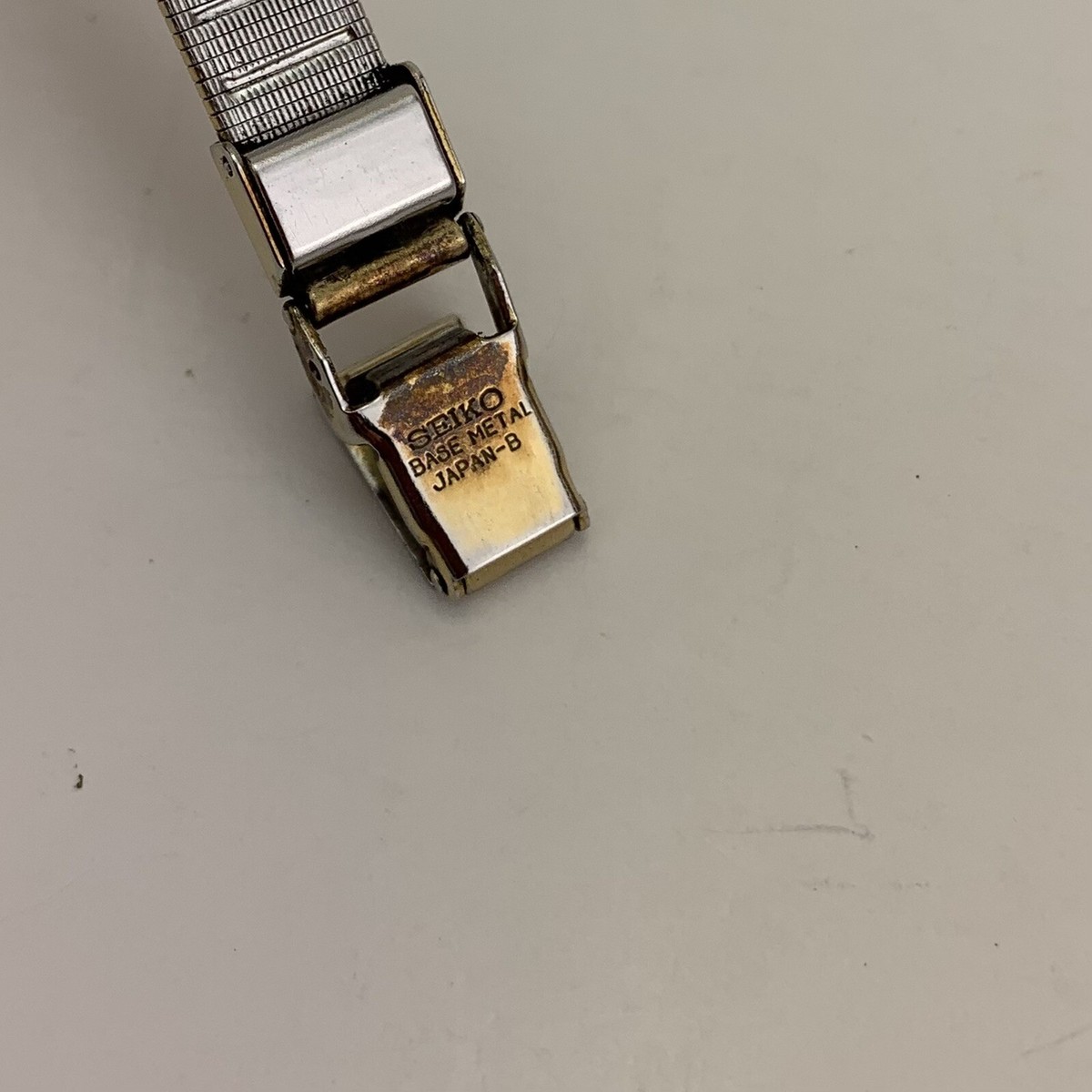 VTG Seiko Ladies Watch 1978 Quartz 8Y21-0029 Gold Petite