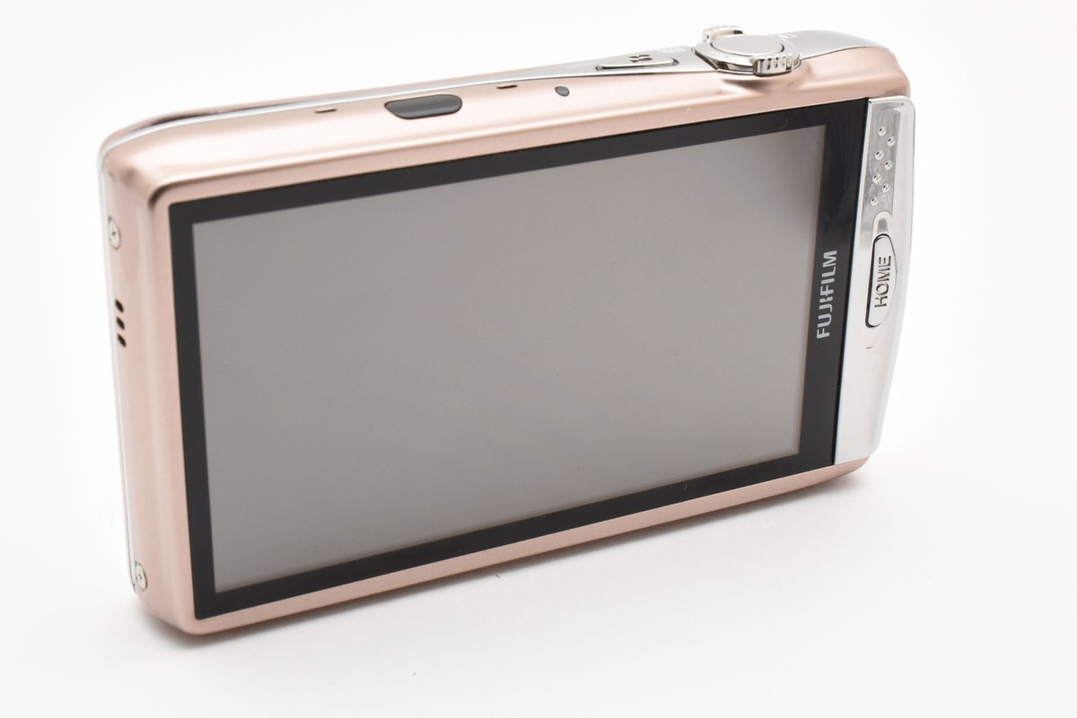 FUJIFILM　FINEPIX　Z950EXR New Gear: the Fujifilm FinePix Z950 EXR Compact Camera