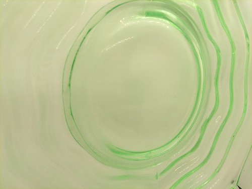 Vintage Green Glass Cake Plate - Picture 16 of 20