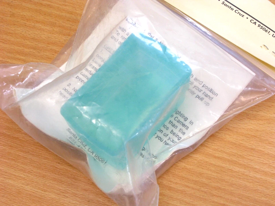 Sto-Fen Color Omni-Bounce MZ3 Green Diffuser for Nikon SB-28 & Minolta 3500xi - Image 2 of 2