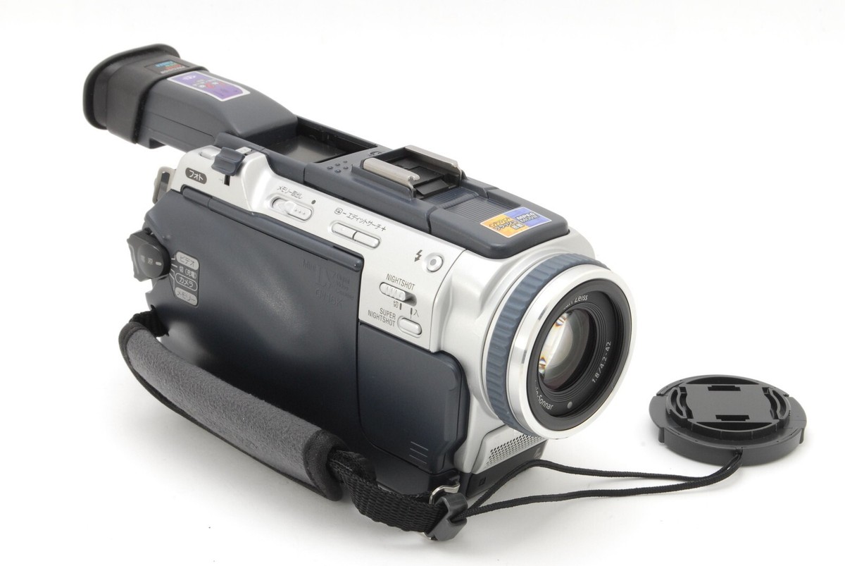 MINT ] Sony DCR-TRV30 Digital Handycam Mini DV Camcorder