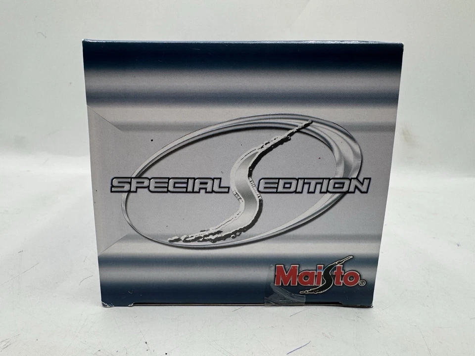 Maisto 2006 年福特 Fusion Sports Sedan 1: 24 比例 Balck 密封 — 第 3/4 张图片