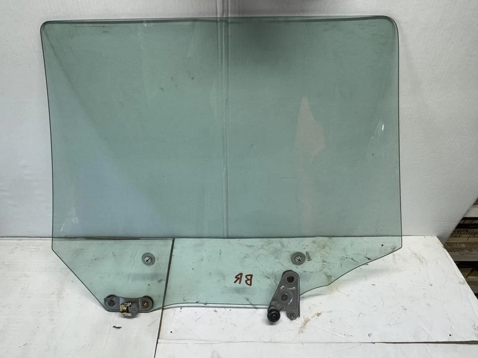 Subaru Forester 1998-2002 pasajero puerta trasera derecha vidrio OEM Foto 3 de 4