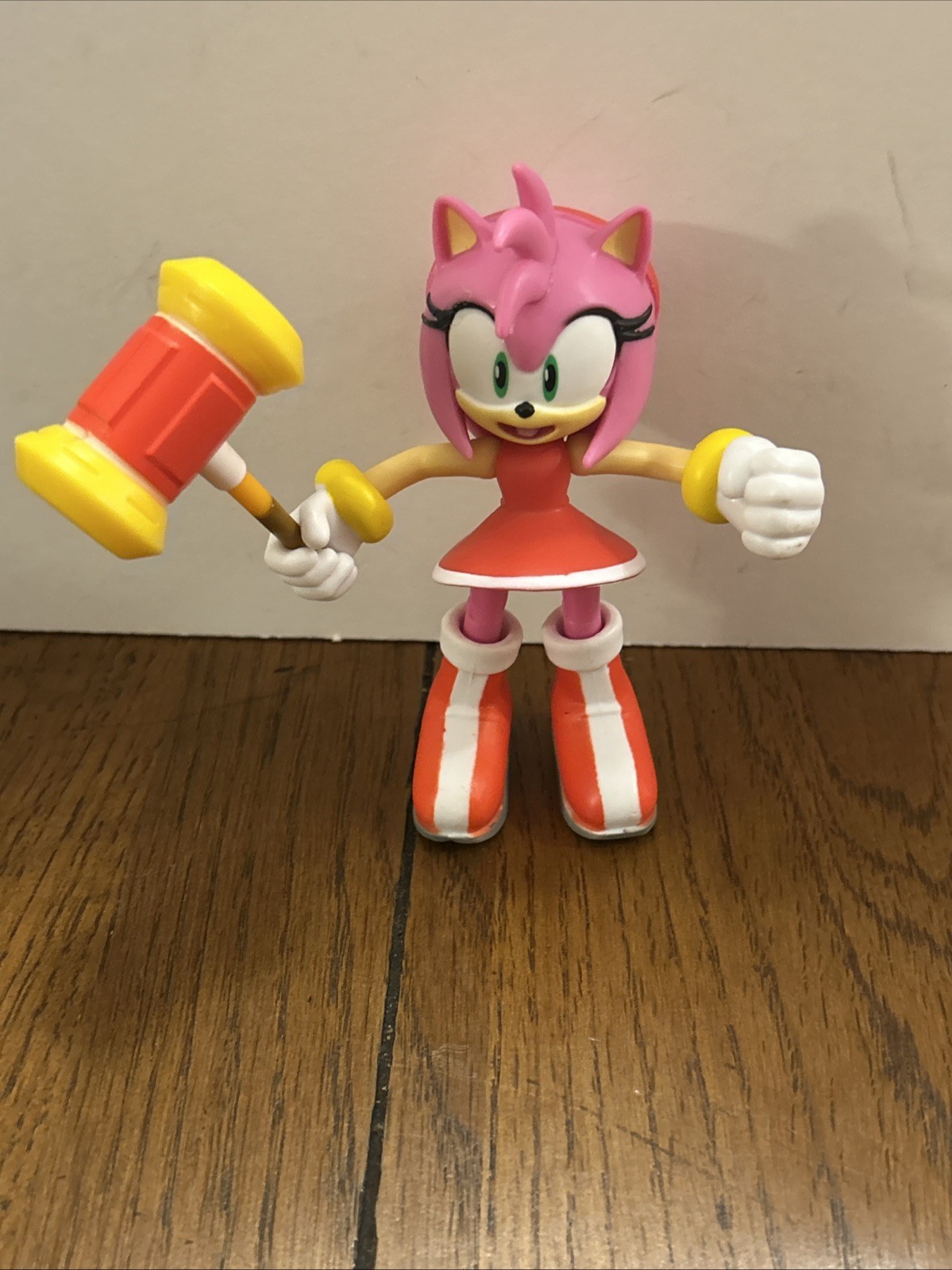 "Figura de 4"" Jakks Pacific Sega Sonic the Hedgehog Amy Rose con Piko Piko Hammer"