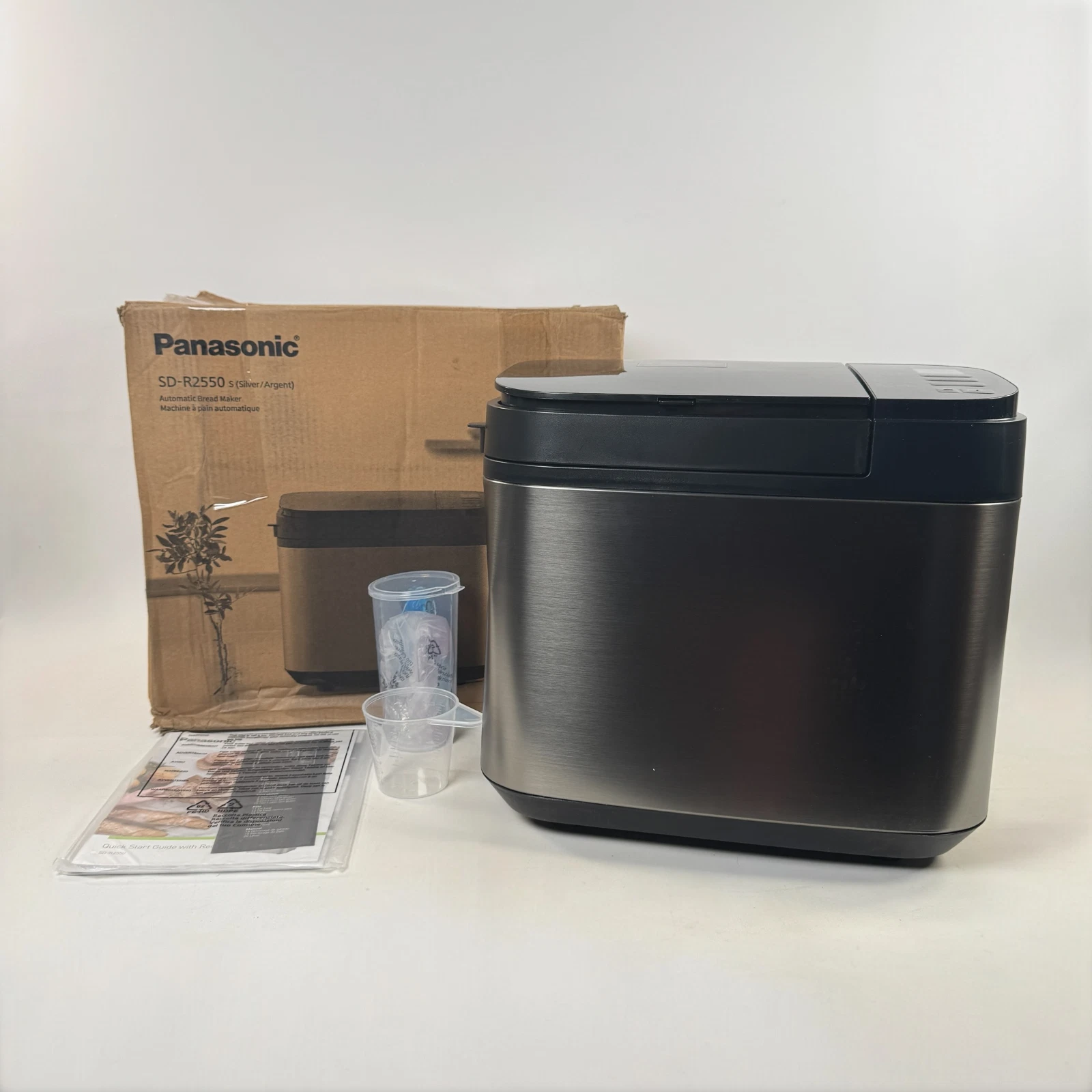Panasonic SD-R2550 S Automatic Bread Maker Bread Machine Black - Scratch andDent