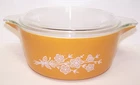 Vintage Pyrex 475-B Butterfly Gold Round 2.5 Quart Casserole Dish with Lid