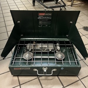 ビンテージ　Coleman Powerhouse 414 パワーハウス Coleman Powerhouse Dual Fuel 414 Stove | Field Tested
