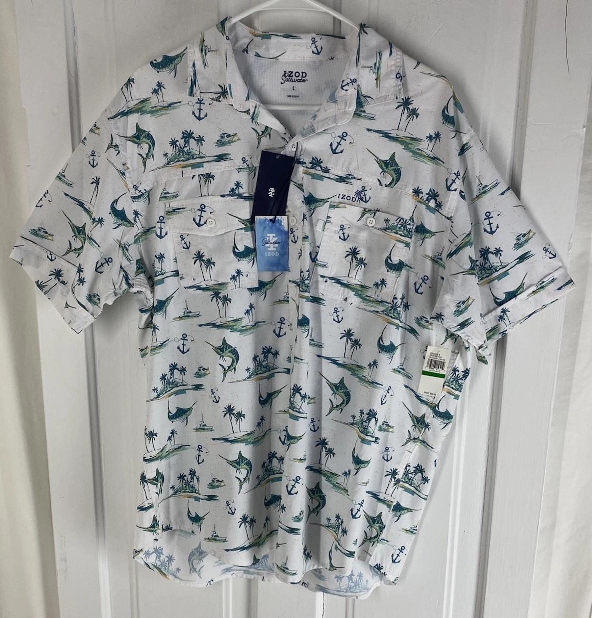 IZOD Saltwater (Size L Mens) Tropical Print, Button Short-Sleeve Fishing Shirt