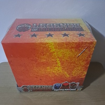 Legends of Lucha Libre Mystery Mascaras Koffer mit 18 Figuren