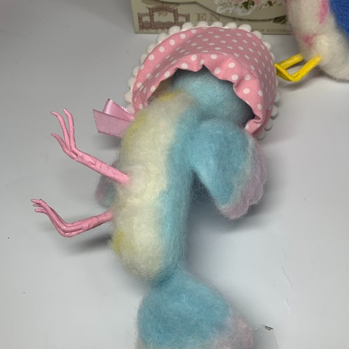 Original Le Petit Cheri Shop Handmade Kitsch Beautiful Needle Felted Bluebirds 2 - Picture 5 of 13