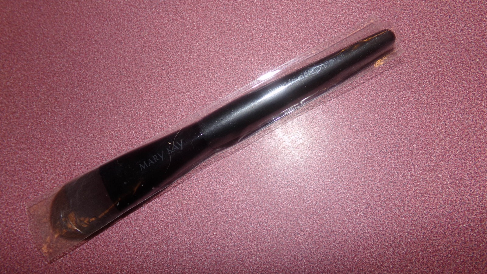 Mary Kay Liquid Foundation Brush with Protective Sleeve New