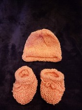 Hand Knitted, Preemie Newborn Hat Booties, Hot Pink