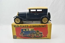 1925 Old-Timer Friction Powered Limousine SSS Quality Toys S-1227 Made in Japan