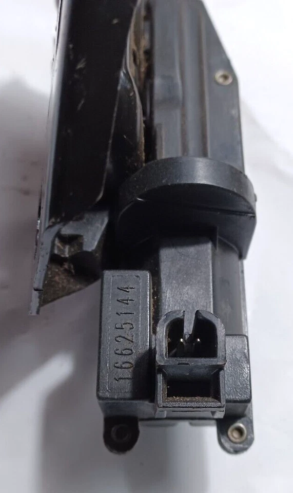 93-97 CAMARO Z28 RS SS FIREBIRD TRANS AM TA FORMULA USADO ESCOTILLA TRASERA MALETERO PESTILLO Foto 4 de 4