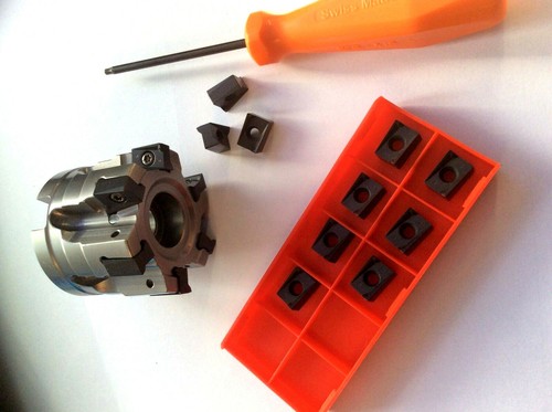 1 x 90° Eck-Messerkopf 50mm/Z =6 mit 4-Schneiden-Wendeplatten!! NEU!! - 第 1/1 張圖片