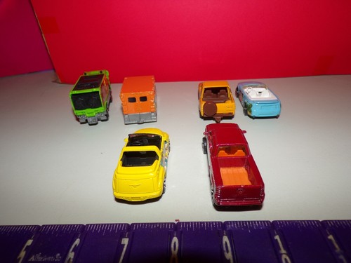Coches diecast Matchbox 1999 Dora la Exploradora Diego camiones y autos Desert Thunder+ - Imagen 7 de 9