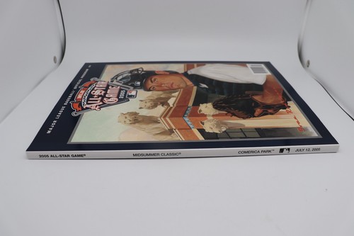 2005 MLB ALL STAR GAME OFFICIAL PROGRAM IVAN RODRIGUEZ ON COVER COMERICA PARK - Picture 6 of 10