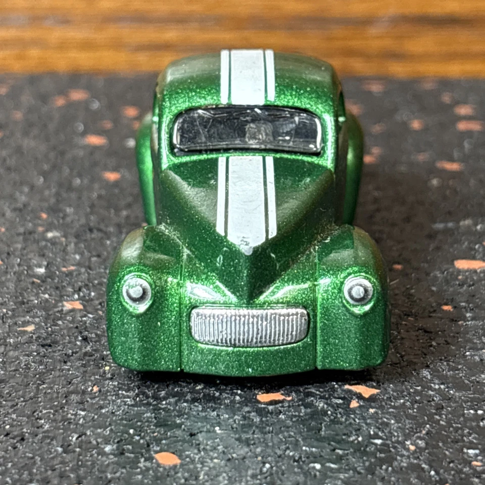 Vintage Maisto 1941 Willys Gasser Coupe Green Real Ride Tires - Image 2 of 4