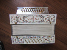 Vintage Venezia 3 Row Diatonic Button Accordion Accordion - Tone FBbEb