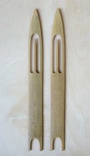 2-RETE DA PESCA VINTAGE GRANDE OCCHIO IN BAMBÙ AGHI FATTI AD H. 9- 9/16" x 15/16".  HTF 