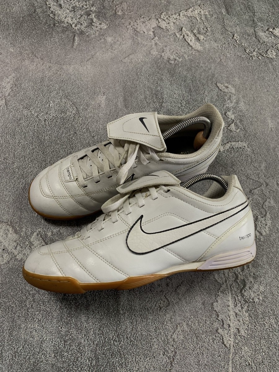 シューズ Nike Tiempo Natural II Volt Leather 2009 Nike Tiempo Natural II Leather Futsal Football Shoes Men's