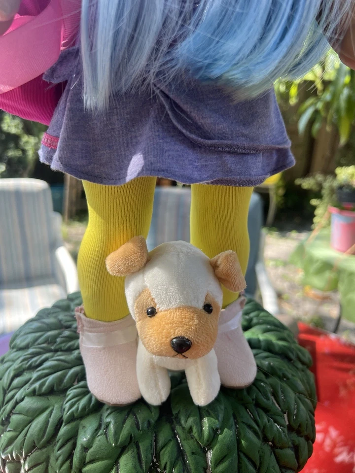 Muñeca personalizada American Girl 2017 • Pelo arco iris pastel • Ojos verdes • Usada Foto 4 de 4