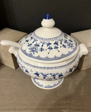 Vintage Blue & White Porcelain Soup Tureen, Lid & Spoon - Pretty Cottage Style